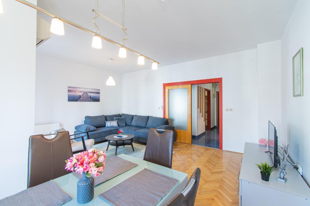 Flexible Selfcheckins 47 - Zagreb - Two Loggia - New - 3 Beedroms - 2 Wc Apartman Kültér fotó