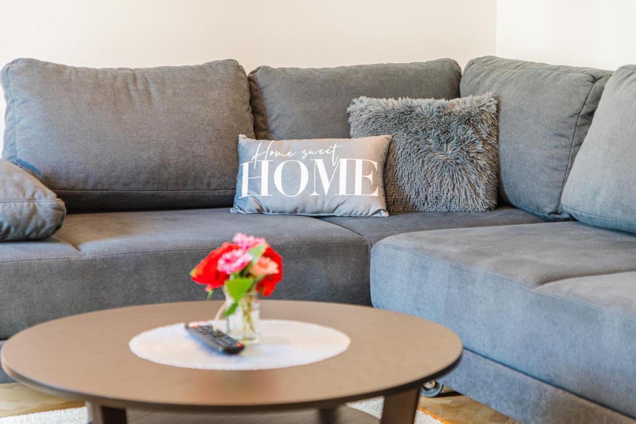 Flexible Selfcheckins 47 - Zagreb - Two Loggia - New - 3 Beedroms - 2 Wc Apartman Kültér fotó